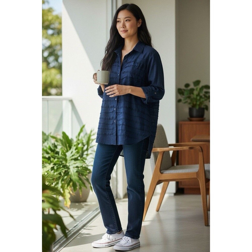 Nic+zoe Women’s Textured lines Button Down Shirt Size S Dark Indigo Blue Relax